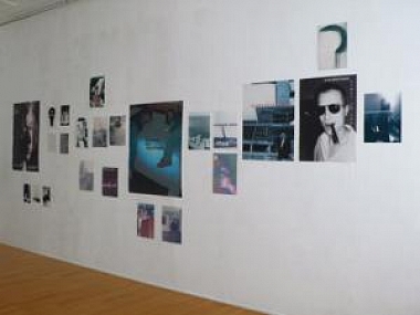 Trockel, Rosemarie | Du-Raum, 2002 | Room installation | Inkjet prints, 50-part series | Various sizes | Ed. 5 Ex., Nr. 1/5