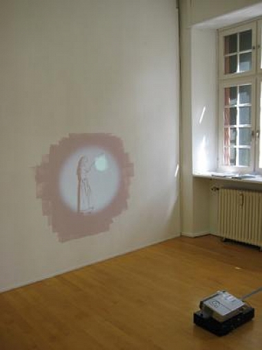 Leutenegger, Zilla | Delete 5, 2007 | Wandmalerei in Acryl und Videoprojektion