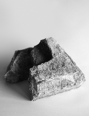 Bearing Masonry. Concrete Block (1923), 2012 | Pigmentprint auf Baryt-Papier | 150 x 115 cm | Ed. 3 Ex. + 1 a.c.