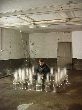 Eimer, 2002 | Video stills, 6-part series | each 28,6 x 21,6 cm | Ed. 10 + 3 a.c. | Video stills: Aleksandra Signer