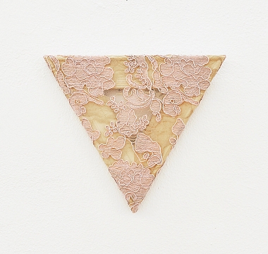 Treats Infinity (What is love?), 2022 | Lace fabric on stretcher frame | 23 x 27 x 2 cm | Unique piece